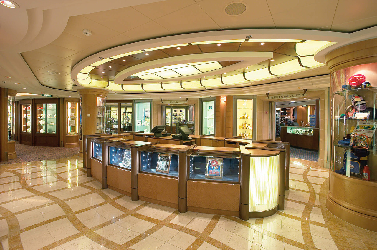 Круизный лайнер Jewel of the Seas - Галерея бутиков (Onboard Shops)
