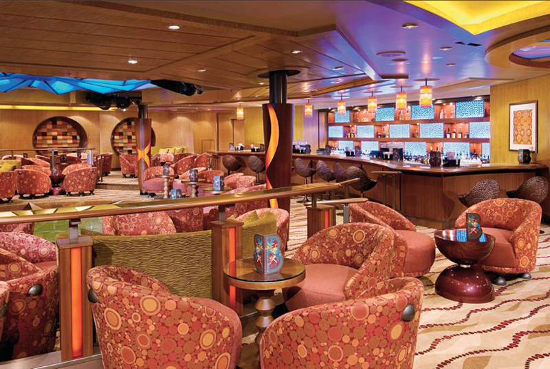 Круизный лайнер Legend of the Seas - Гостиная Boleros (Boleros Lounge)