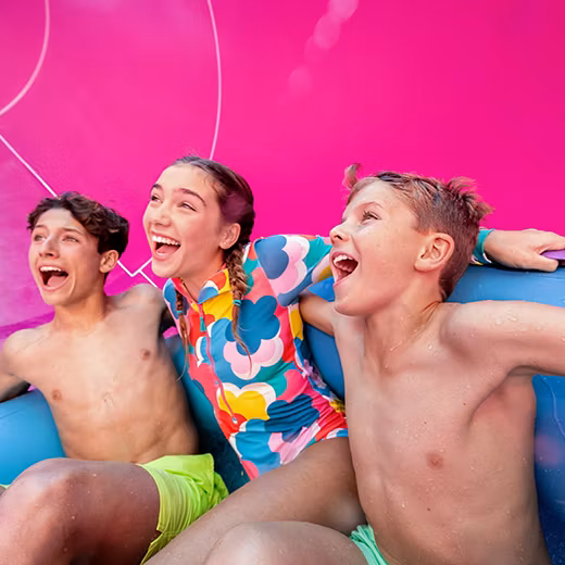 Круизный лайнер Legend of the Seas - icon-of-the-seas-cat6-waterpark-hurricane-hunter-kids-slide-fun-activities-racing