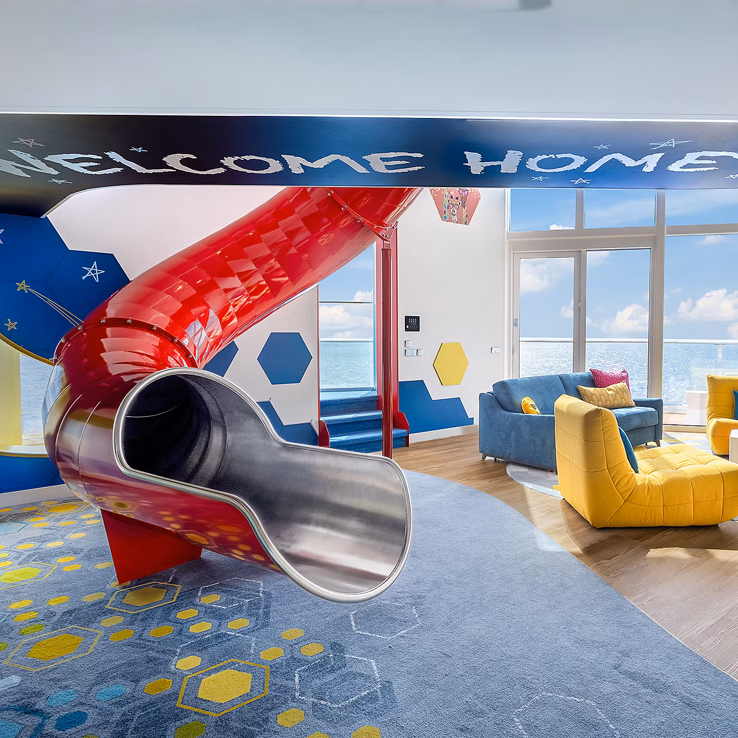 Круизный лайнер Legend of the Seas - ultimate-family-townhouse-1440x1440px