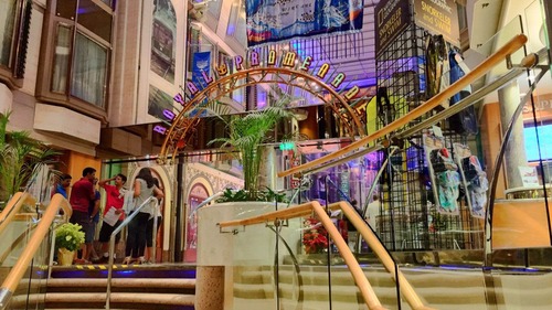 Променад (Promenade)